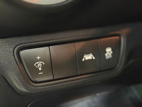 Used 2020 Kia Forte LXS FWD image 22