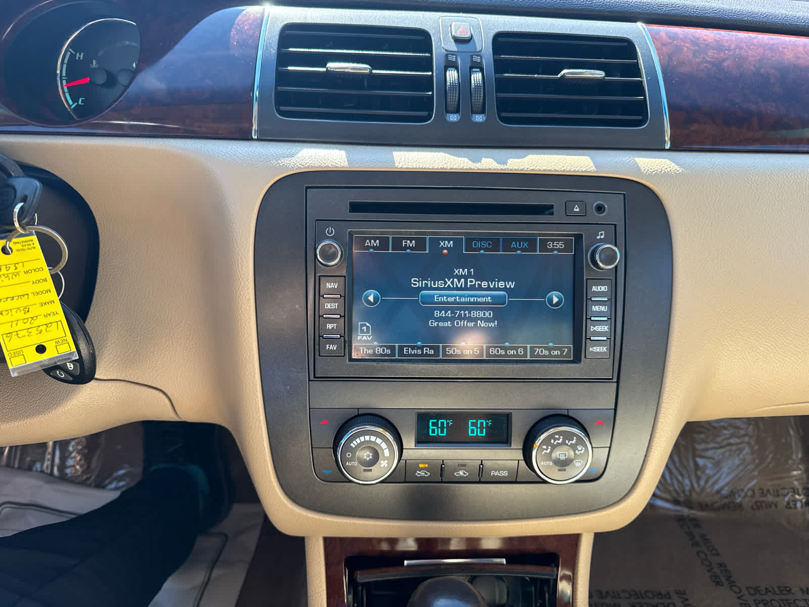 Used 2011 Buick Lucerne CXL FWD image 20