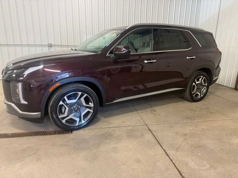 Used 2024 Hyundai Palisade SEL AWD/4WD image 2