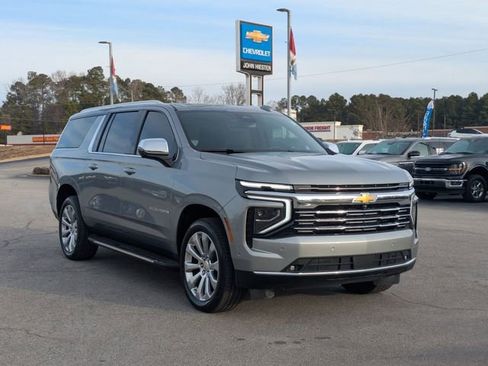 New 2025 Chevrolet Suburban Premier w/ Sun And Tow Package image 2