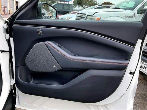 Used 2025 Ford Mustang Mach-E Premium w/ Sport Appearance Package image 22