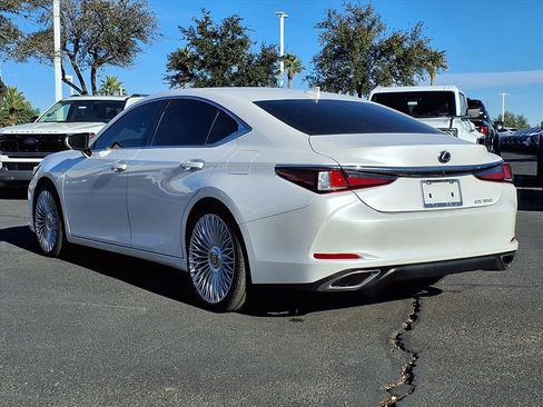 Used 2023 Lexus ES 350 image 3