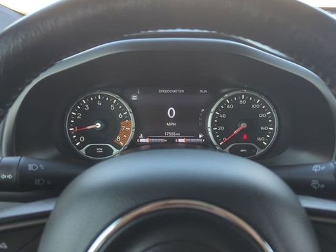 Used 2021 Jeep Renegade Limited w/ Sun & Sound Group image 16