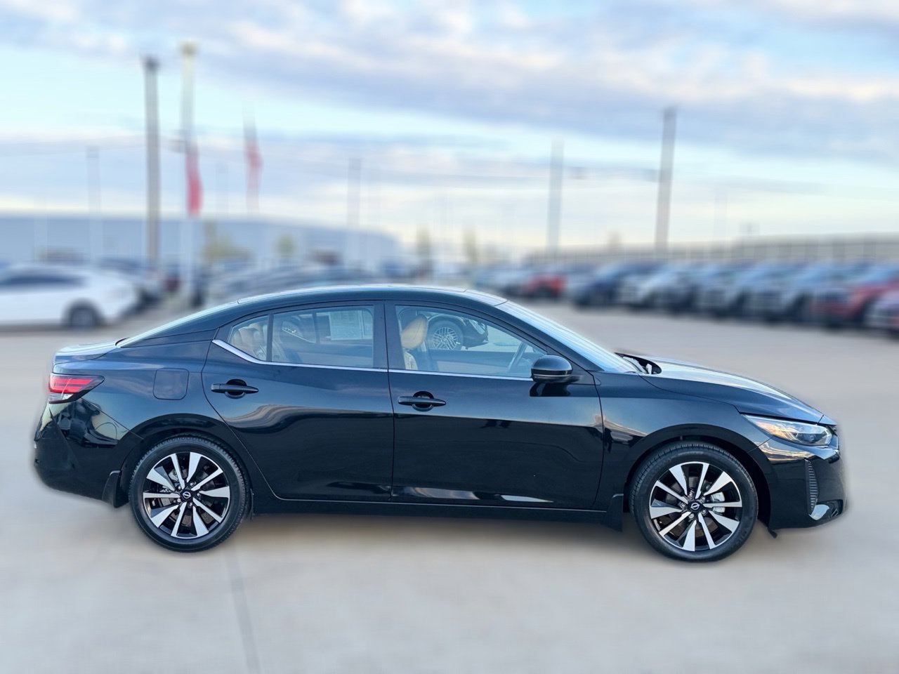 Certified 2025 Nissan Sentra SV w/ SV Premium Package FWD image 5