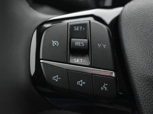 Used 2024 Ford Escape Active AWD/4WD image 17