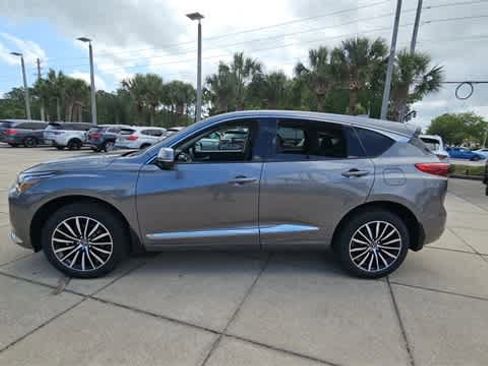 Used 2025 Acura RDX SH-AWD w/ Advance Package image 4