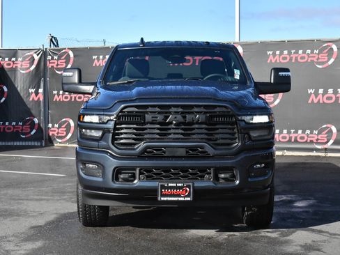 Used 2025 RAM 2500 Big Horn image 2