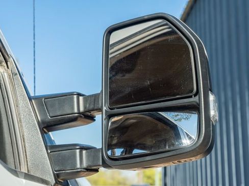 Used 2018 Ford F350 Lariat w/ Lariat Value Package image 13