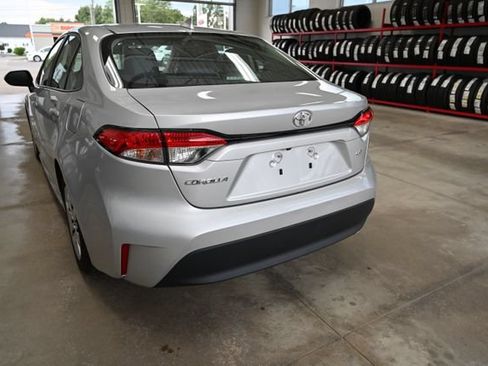 Used 2023 Toyota Corolla LE FWD image 7