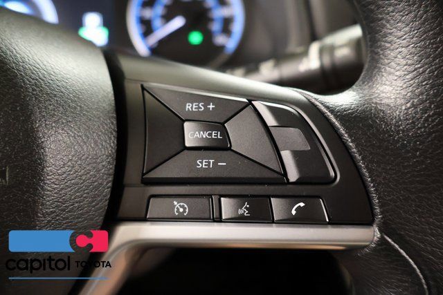 Used 2025 Nissan Leaf S FWD image 25