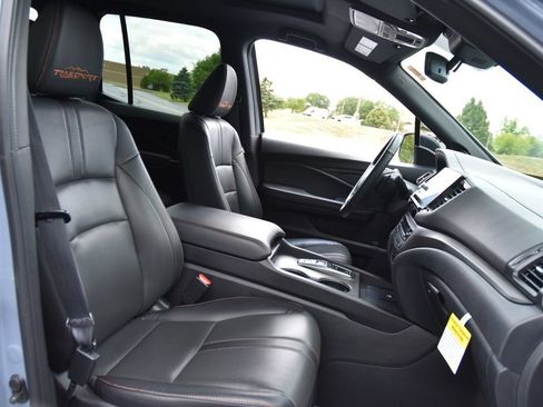 Used 2024 Honda Ridgeline TrailSport image 33