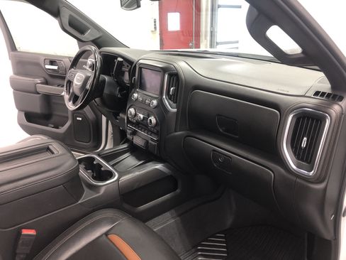 Used 2020 GMC Sierra 1500 AT4 w/ AT4 Preferred Package image 17
