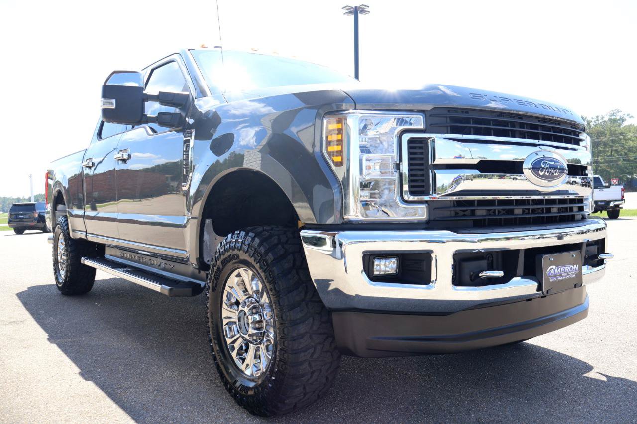 Used 2019 Ford F250 XLT w/ XLT Premium Package AWD/4WD image 5
