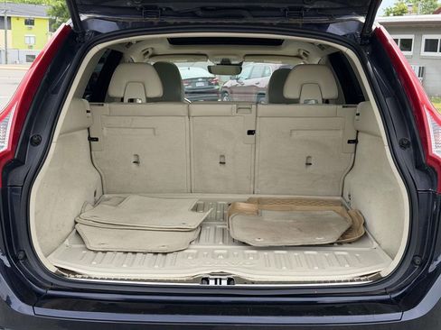 Used 2016 Volvo XC60 T5 Premier w/ Proximity Package AWD/4WD image 14