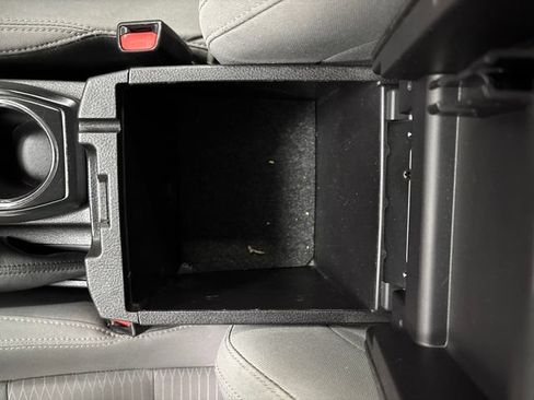 Used 2016 Toyota Tacoma SR AWD/4WD image 23