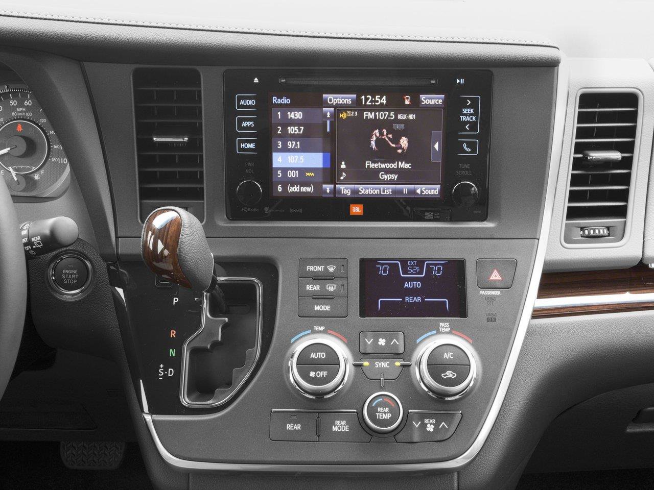Used 2016 Toyota Sienna XLE w/ XLE Navigation Package FWD image 5
