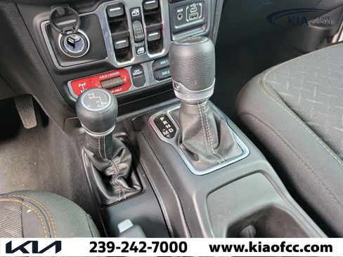 Used 2026 Jeep Gladiator Mojave AWD/4WD image 18