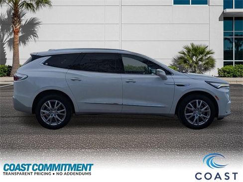 Certified 2023 Buick Enclave Premium w/ Experience Buick Package image 5