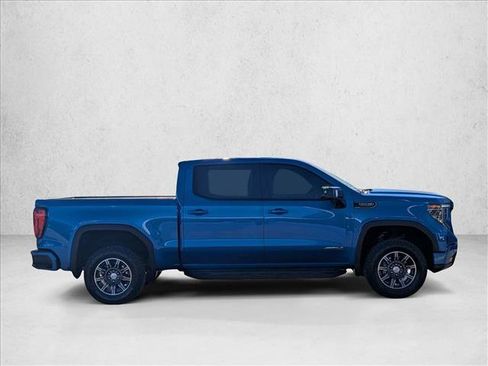 Used 2024 GMC Sierra 1500 AT4 w/ Technology Package image 4