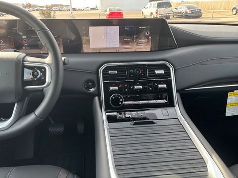 New 2025 Nissan Armada SL w/ Captain's Chari Seat Package image 19