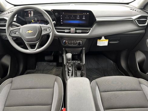 Certified 2025 Chevrolet TrailBlazer LS w/ LS Convenience Package image 11