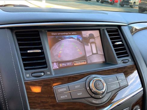 Used 2017 Nissan Armada Platinum image 25