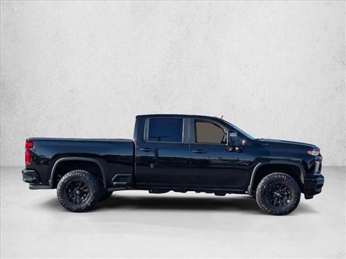 Used 2022 Chevrolet Silverado 2500 LTZ w/ LTZ Plus Package AWD/4WD image 4