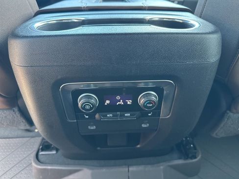 Used 2023 Chevrolet Tahoe High Country image 13