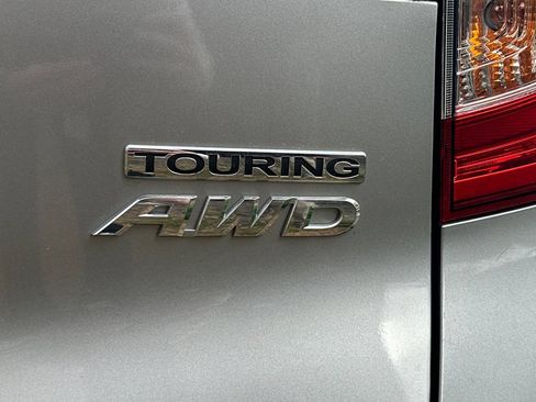 Used 2019 Honda Pilot Touring image 7