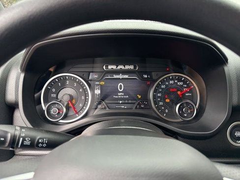 New 2026 RAM 1500 Express image 21