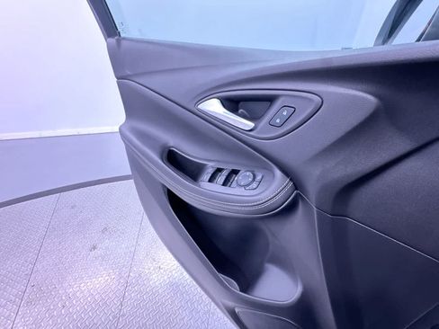 Used 2025 Buick Encore GX Preferred FWD image 30