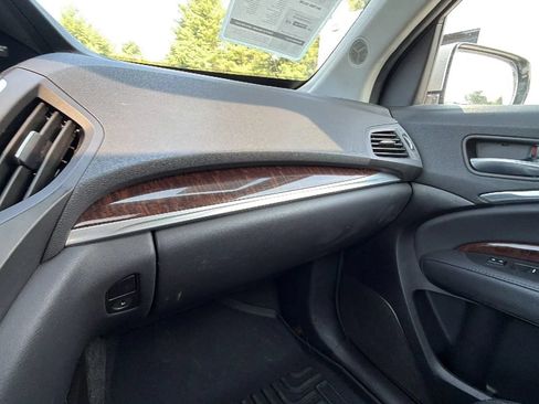 Used 2017 Acura MDX SH-AWD image 33