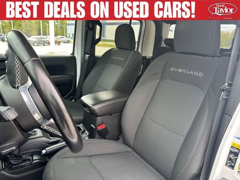 Used 2021 Jeep Gladiator Overland AWD/4WD image 11