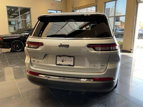 Used 2021 Jeep Grand Cherokee L Limited w/ Trailer Tow Group (B) AWD/4WD image 6