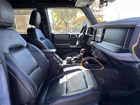 Used 2023 Ford Bronco Badlands image 27