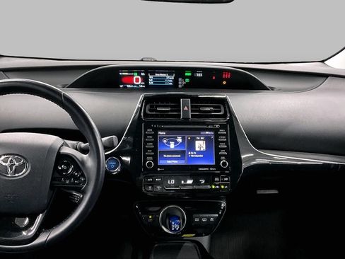 Used 2020 Toyota Prius Prime LE FWD image 6