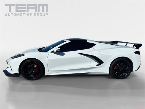 Used 2025 Chevrolet Corvette Stingray Coupe image 4