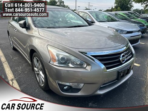 Used 2015 Nissan Altima 3.5 SL FWD image 1