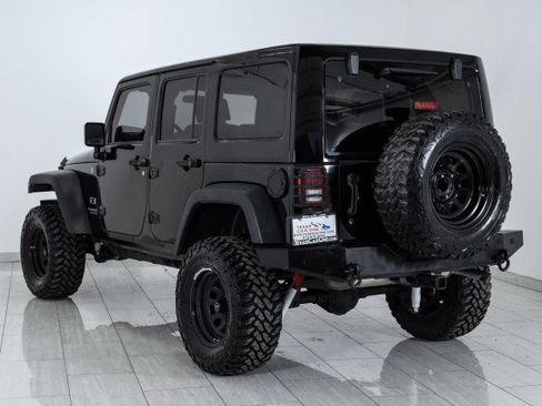 Used 2008 Jeep Wrangler Unlimited X image 8