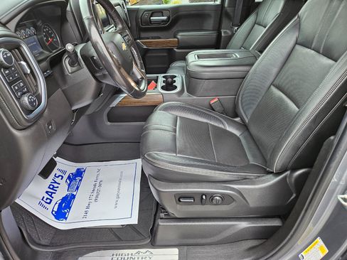 Used 2021 Chevrolet Silverado 1500 High Country w/ Technology Package image 13