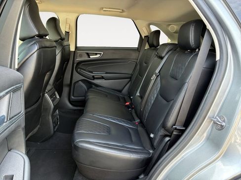 Used 2024 Ford Edge Titanium AWD/4WD image 13