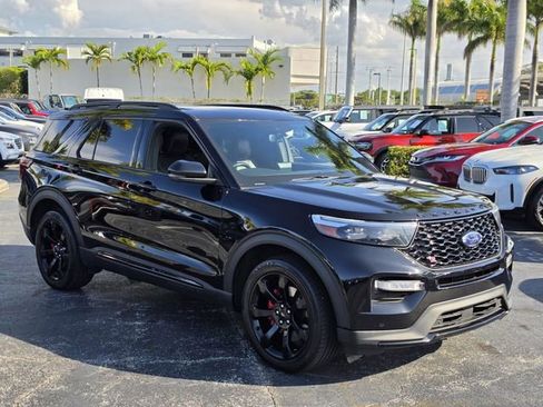 Used 2023 Ford Explorer ST w/ Equipment Group 401A AWD/4WD image 2