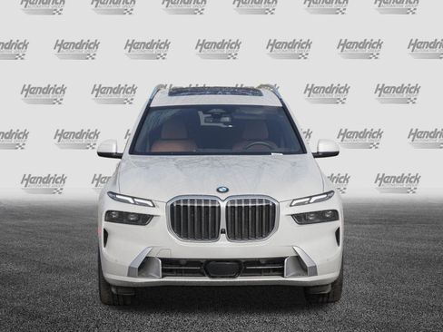 Certified 2023 BMW X7 xDrive40i w/ Premium Package image 3