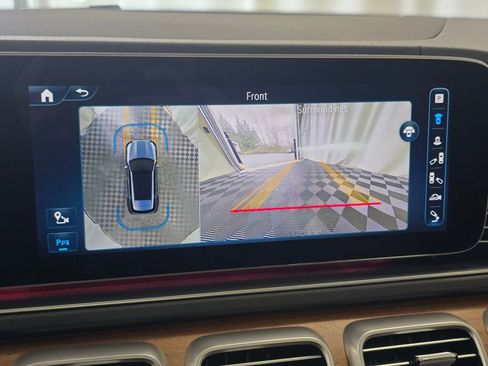 Used 2024 Mercedes-Benz GLE 350 GLE 350 w/ 3rd Row Seat Package image 41