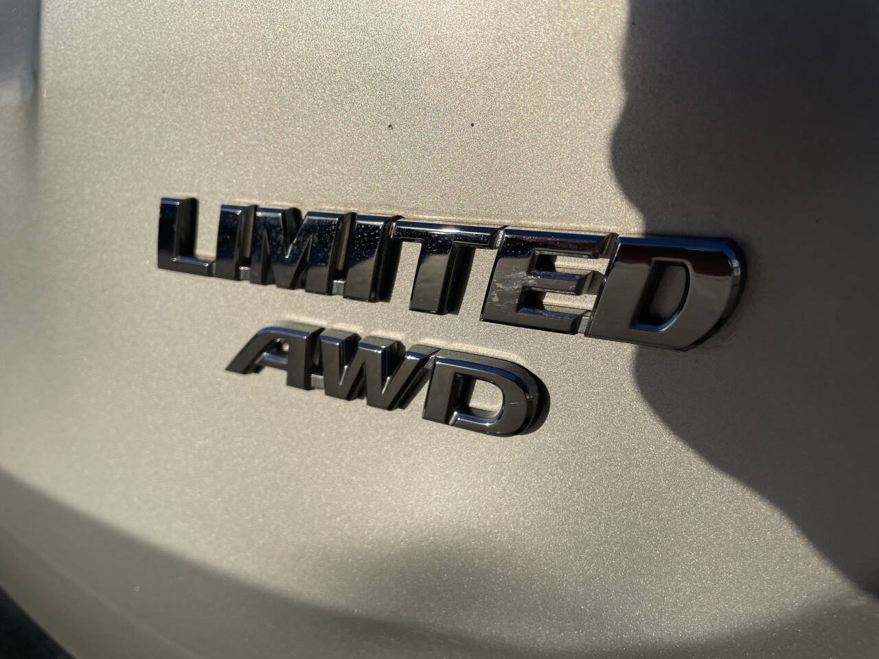 Used 2013 Toyota RAV4 Limited AWD/4WD image 31
