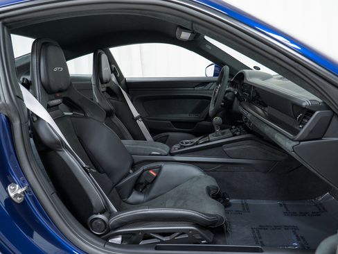 Used 2026 Porsche 911 GT3 image 29