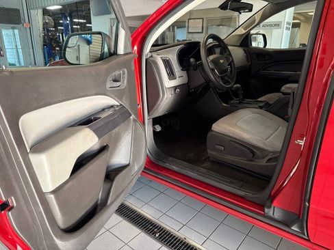 Used 2016 Chevrolet Colorado W/T w/ WT Convenience Package RWD image 13