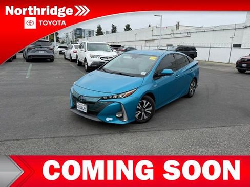 Used 2017 Toyota Prius Prime Advanced w/ Carpet Mat Package FWD image 1