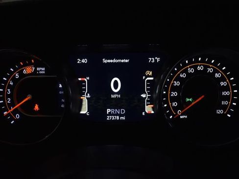 Used 2022 Jeep Wrangler Unlimited Sahara image 24