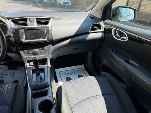 Used 2019 Nissan Sentra SV FWD image 14